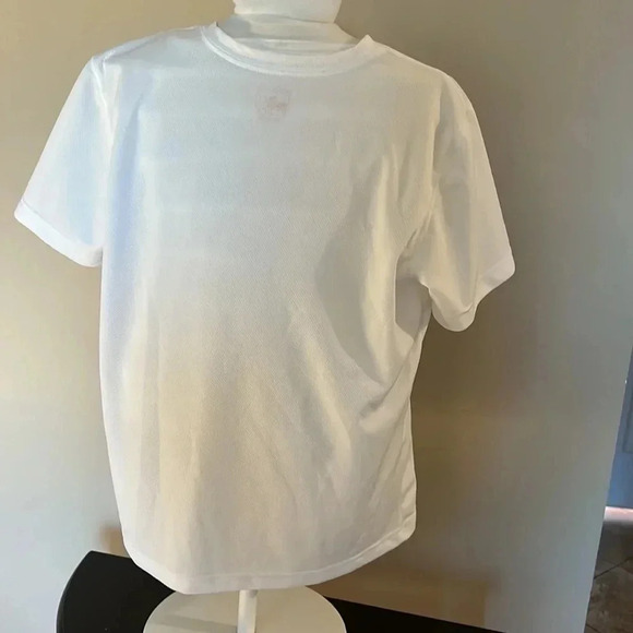 YXL white Puma  DRY sport T shirt .PTP 19” could fit women sm /med also - Picture 7 of 13
